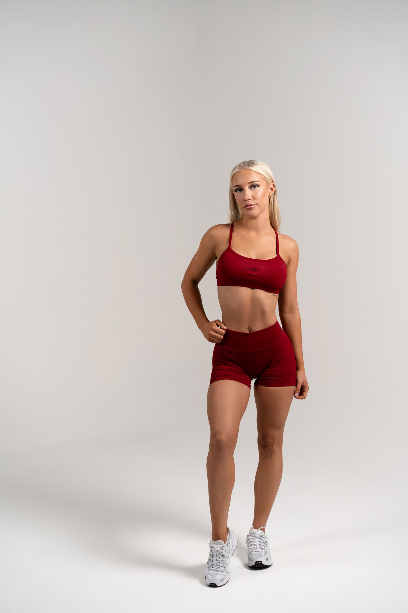 V BACK CROP