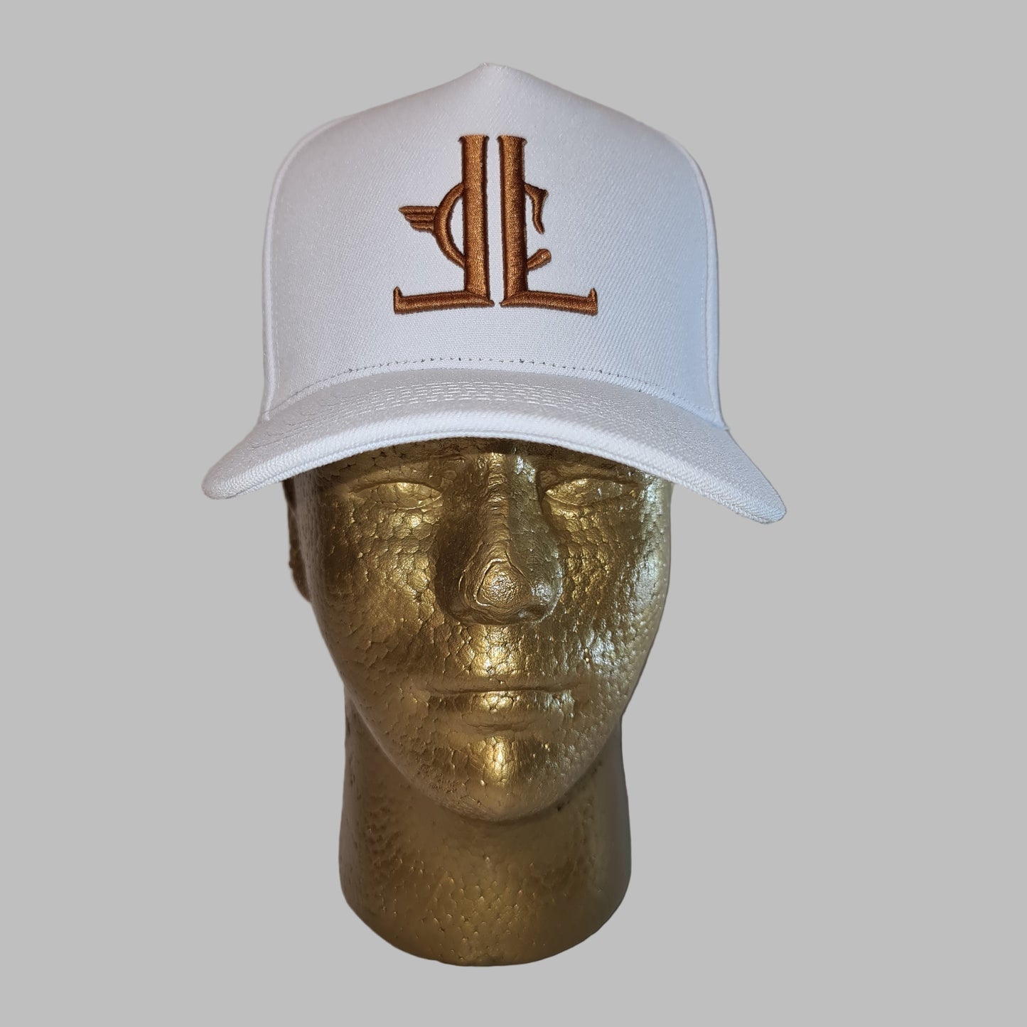 SWEAT PROOF WHITE HAT