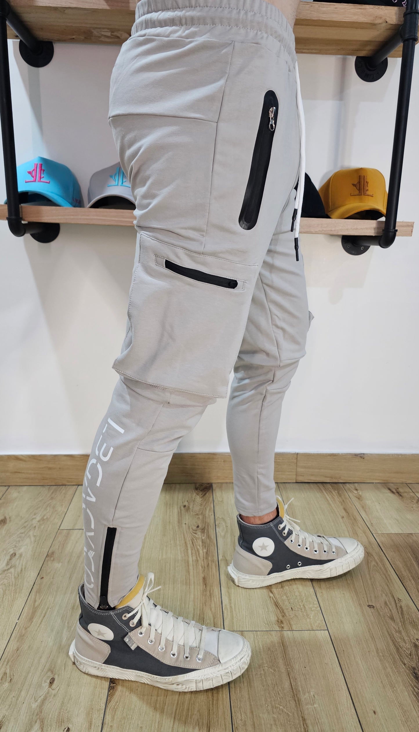 RAPTOR JOGGERS